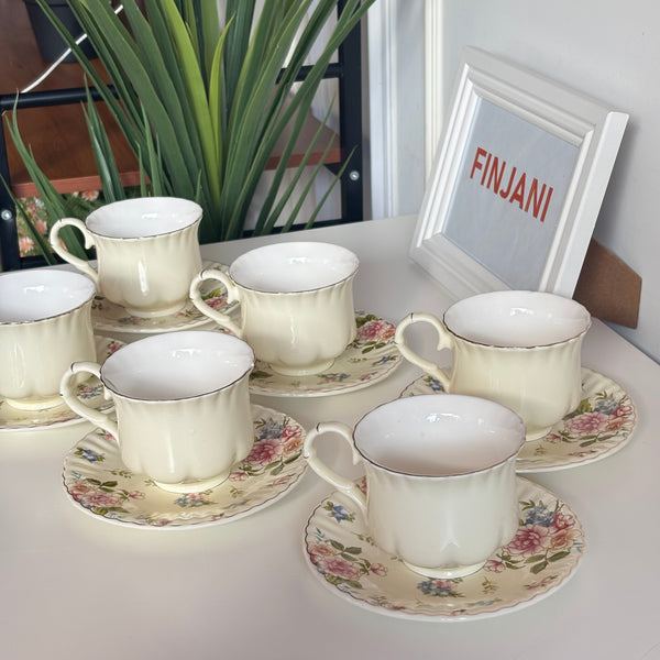 طقم شاي ونسكافيه وموردزهري وأزرق