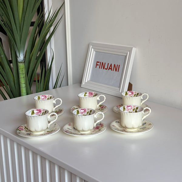 طقم فناجين قهوة مورد زهري واخضر