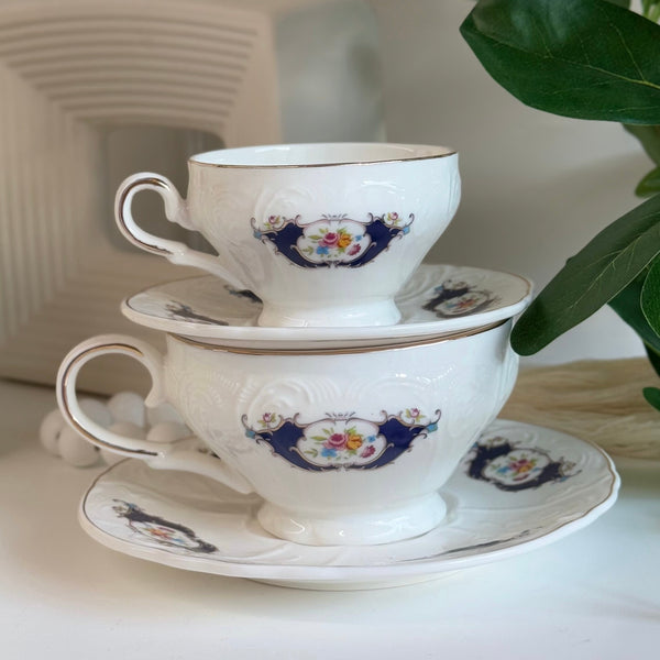 طقم كاسات شاي ونسكافيه ڤكتوري